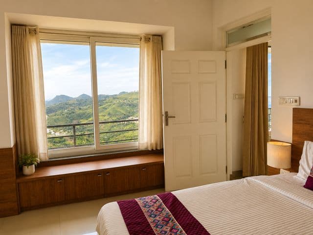 GNM Rose Villa – 2 BHK Private Hill View Villa in Coonoor — photo 10