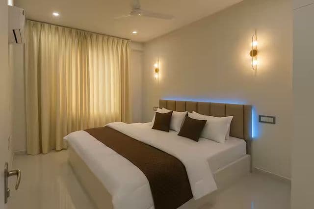 O2 stay 02 | luxury 3 BHK Flat | mountain view — photo 24