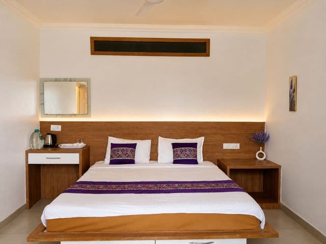 GNM Lavender Villa – 3 BHK Private Falls View Villa in Coonoor — photo 15