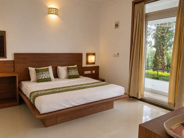 GNM Lilly Villa – 6 Bedroom Private Hill View Villa in Coonoor — photo 16