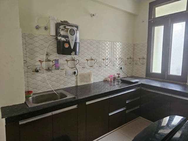 2 BHK in Krishna Nagar Lucknow  — photo 17