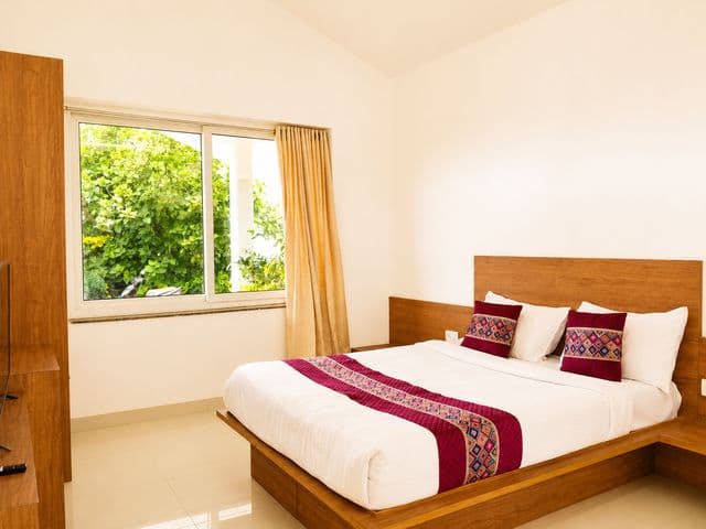 GNM Rose Villa – 2 BHK Private Hill View Villa in Coonoor — photo 14