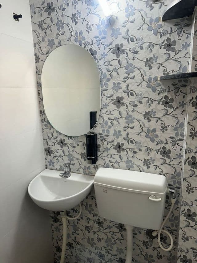 Stylish 4 BHK flat in Yelahanka (2)(2BHK) Flat — photo 9