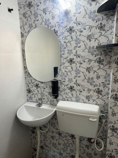 Stylish 4 BHK flat in Yelahanka (2)(2BHK) Flat — photo 8