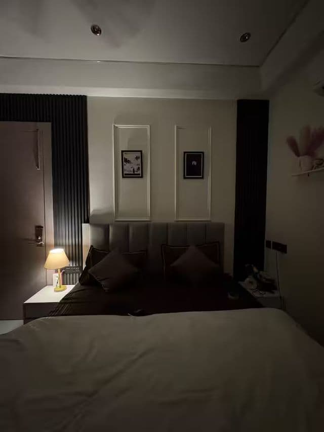 Luxury 1 RK Studio Near Medanta Hospital_103 — photo 6