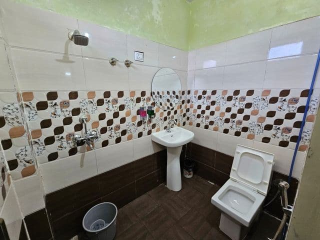 3 BHK in Krishna Nagar Lucknow  — photo 21