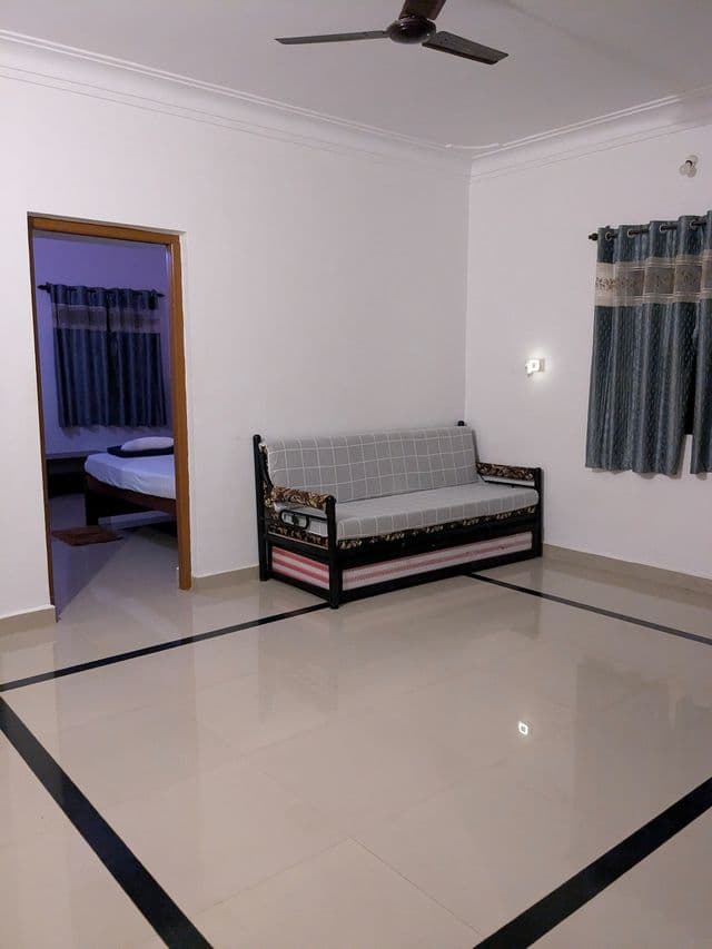 Shivkrupa Guest House 1BHK Near Beach + Parking  — photo 5