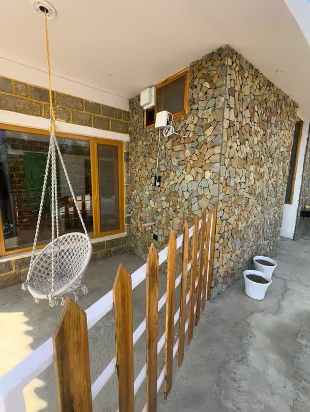 Hilltop Cottage near Nainital with amazing views — photo 5