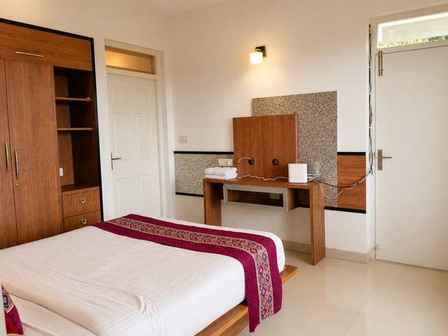 GNM Rose Villa – 2 BHK Private Hill View Villa in Coonoor — photo 15