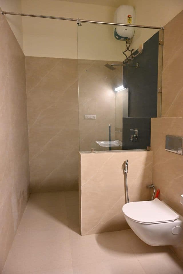 Scenic Wooden, Stone & Mud Retreat Suite — photo 38