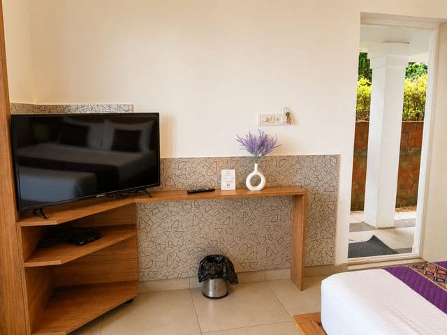 GNM Lavender Villa – 3 BHK Private Falls View Villa in Coonoor — photo 8