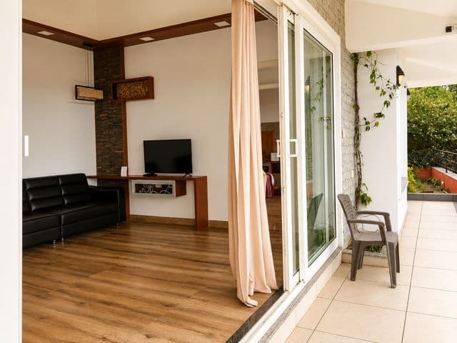 GNM Rose Villa – 2 BHK Private Hill View Villa in Coonoor — photo 6