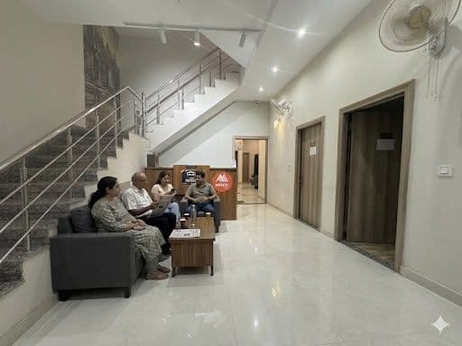 Hotel shiv inn by T&M hotels — photo 9