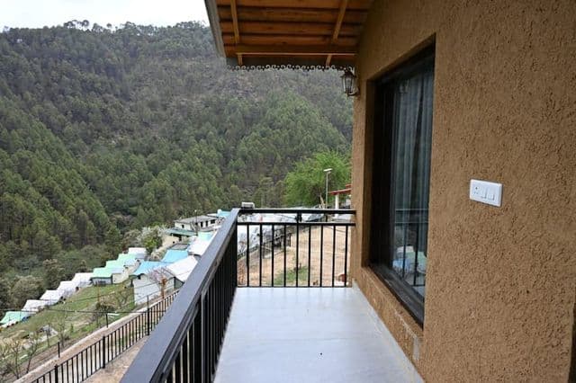 Premium Mud Cottage Room — photo 11