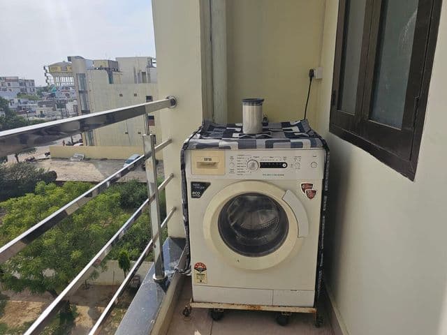9 BHK in Krishna Nagar Lucknow  — photo 40