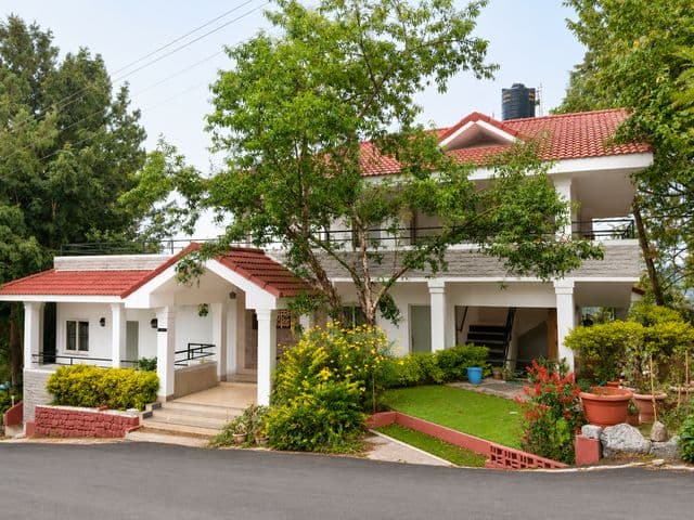 GNM Lavender Suite with Private Terrace & Waterfall View in Coonoor — photo 16