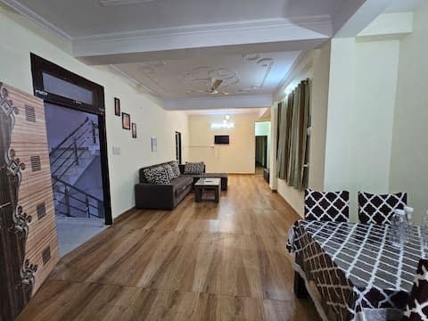 2 BHK in Krishna Nagar Lucknow  — photo 16