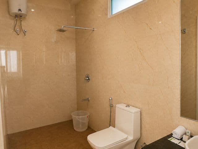 GNM Rose Villa – 2 BHK Private Hill View Villa in Coonoor — photo 13