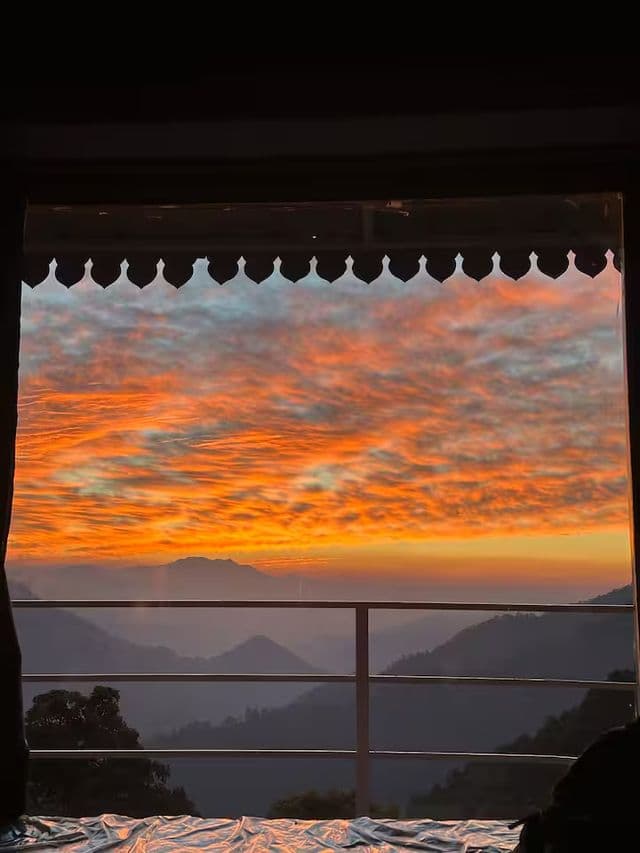 Hilltop Cottage near Nainital with amazing views — photo 13