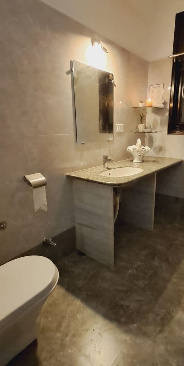Casa Colonel – 2 Rooms, 2 King + 1 Queen Bed, 1 Washroom — photo 31