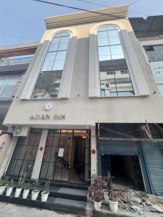 Hotel Aryan inn — photo 1