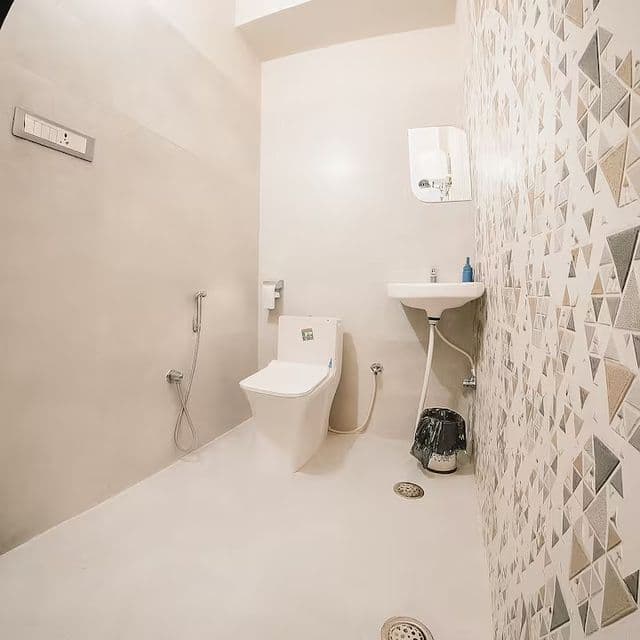 O2 stay 02 | luxury 3 BHK Flat | mountain view — photo 16