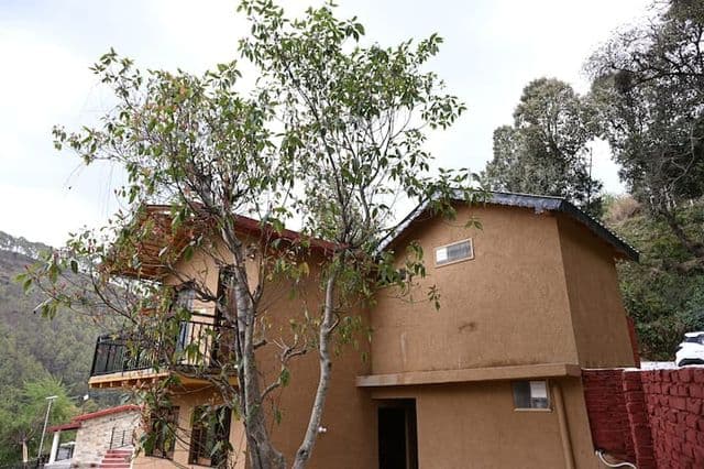 Premium Mud Cottage Room — photo 12