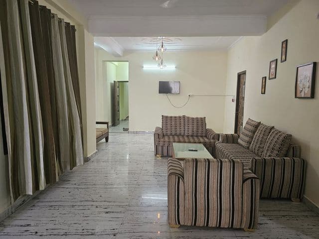 6 BHK in Krishna Nagar Lucknow — photo 8