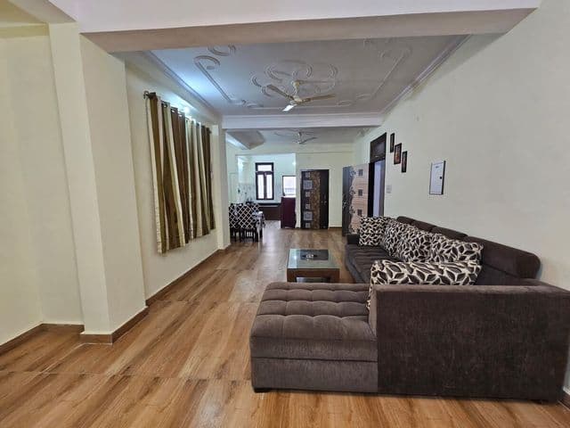 6 BHK in Krishna Nagar Lucknow — photo 14