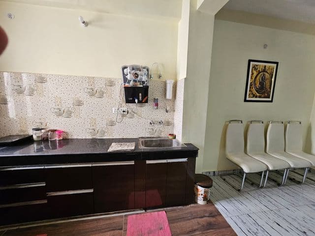 2 BHK in Krishna Nagar Lucknow  — photo 2