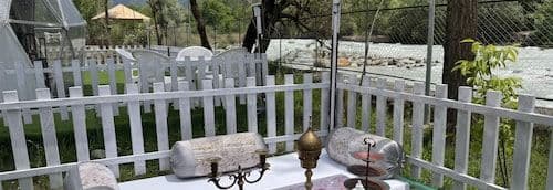 North Cliff by Stay Pattern - Riverside Sonmarg Rd — photo 9