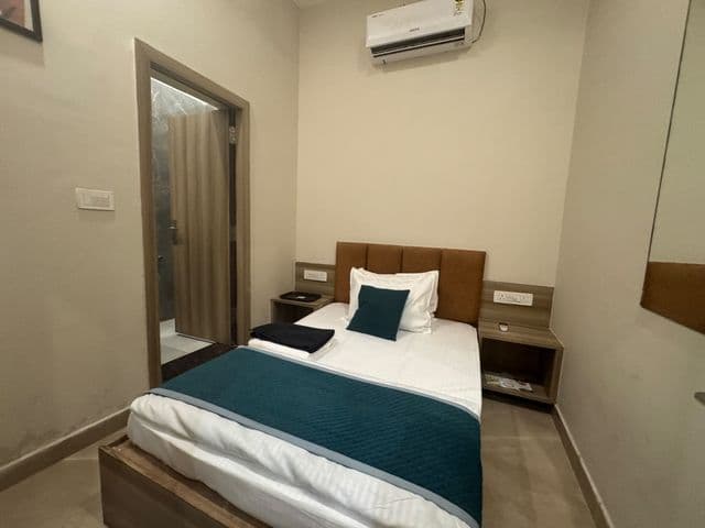 Hotel shiv inn by T&M hotels — photo 8