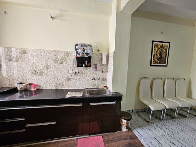 6 BHK in Krishna Nagar Lucknow — photo 36