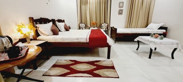 Casa Colonel – 2 Rooms, 2 King + 1 Queen Bed, 1 Washroom — photo 16