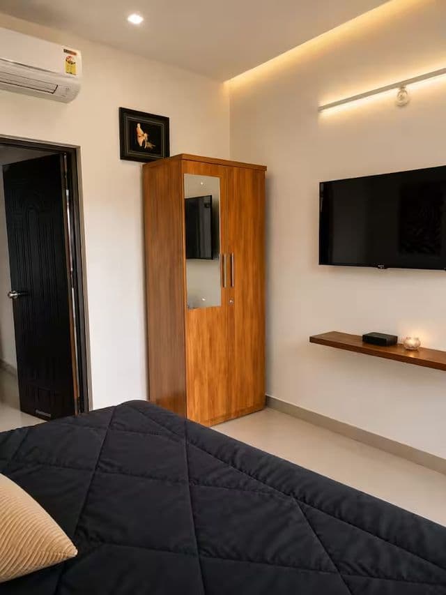 Zyra -Studio on Mapusa-Calangute Road — photo 8