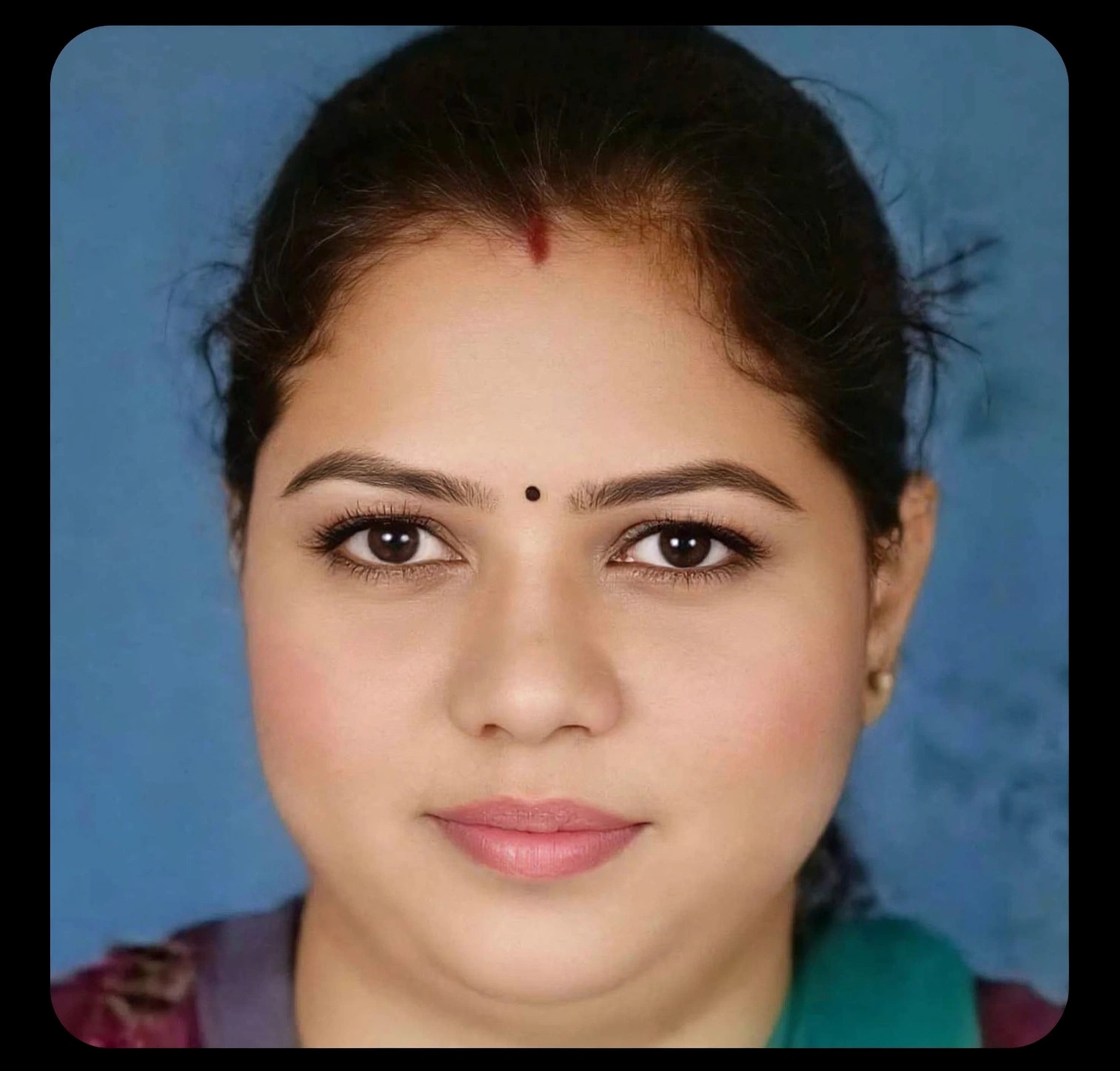 Poonam  Naik