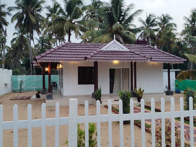 Ocean wings Traditional beach villa 