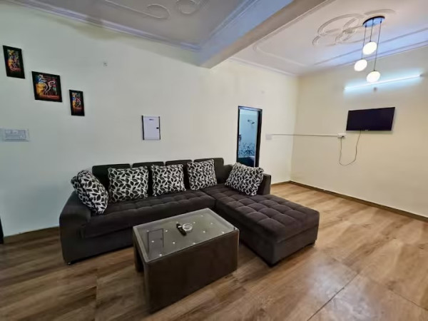 3 BHK in Krishna Nagar Lucknow